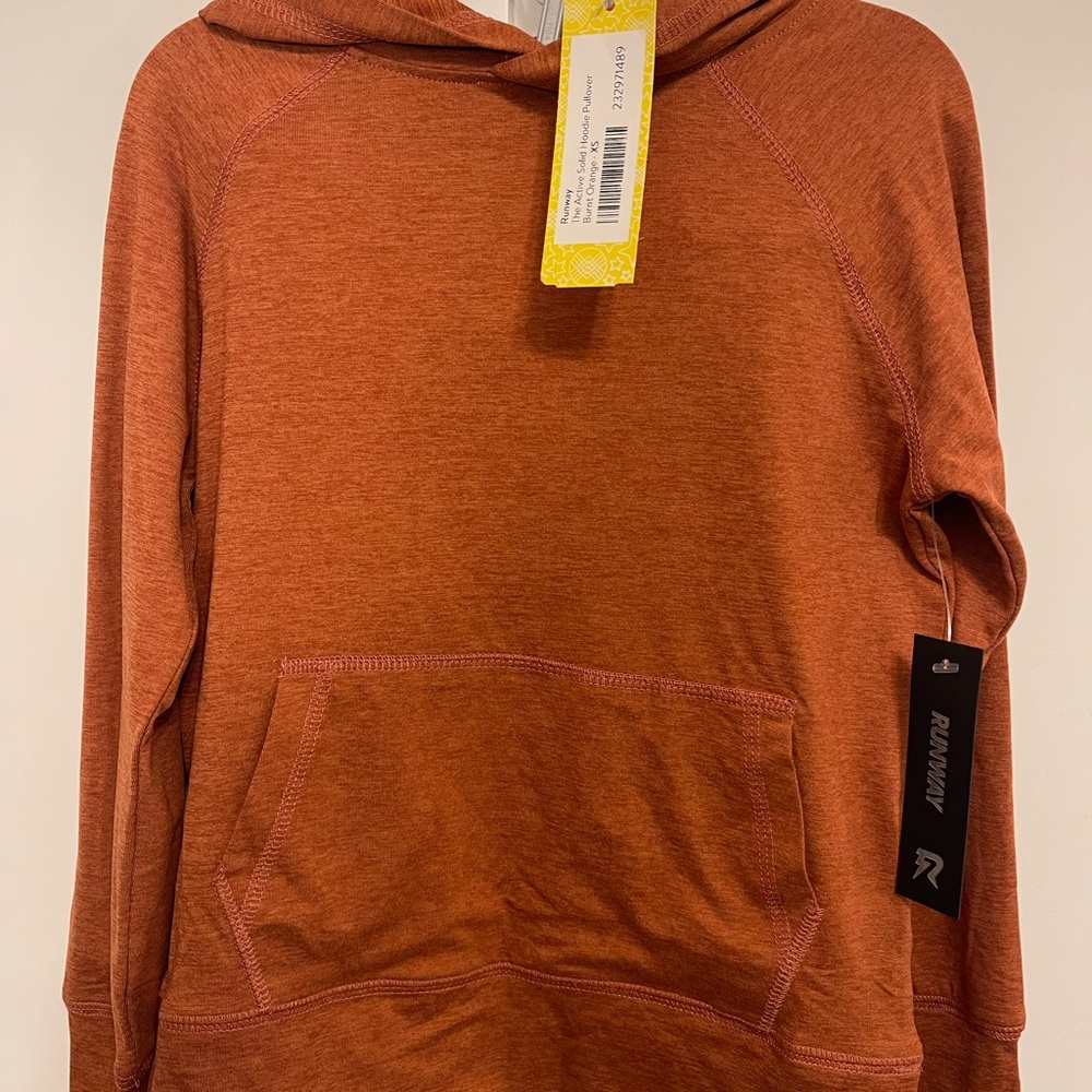 Runway Hooded Top